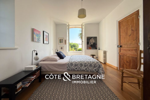 propriete-renovee-maison-de-caractere-vue-mer-12