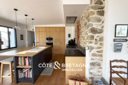 propriete-renovee-maison-de-caractere-vue-mer-26