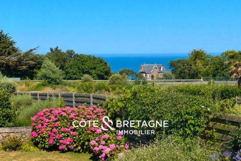 propriete-renovee-maison-de-caractere-vue-mer-3