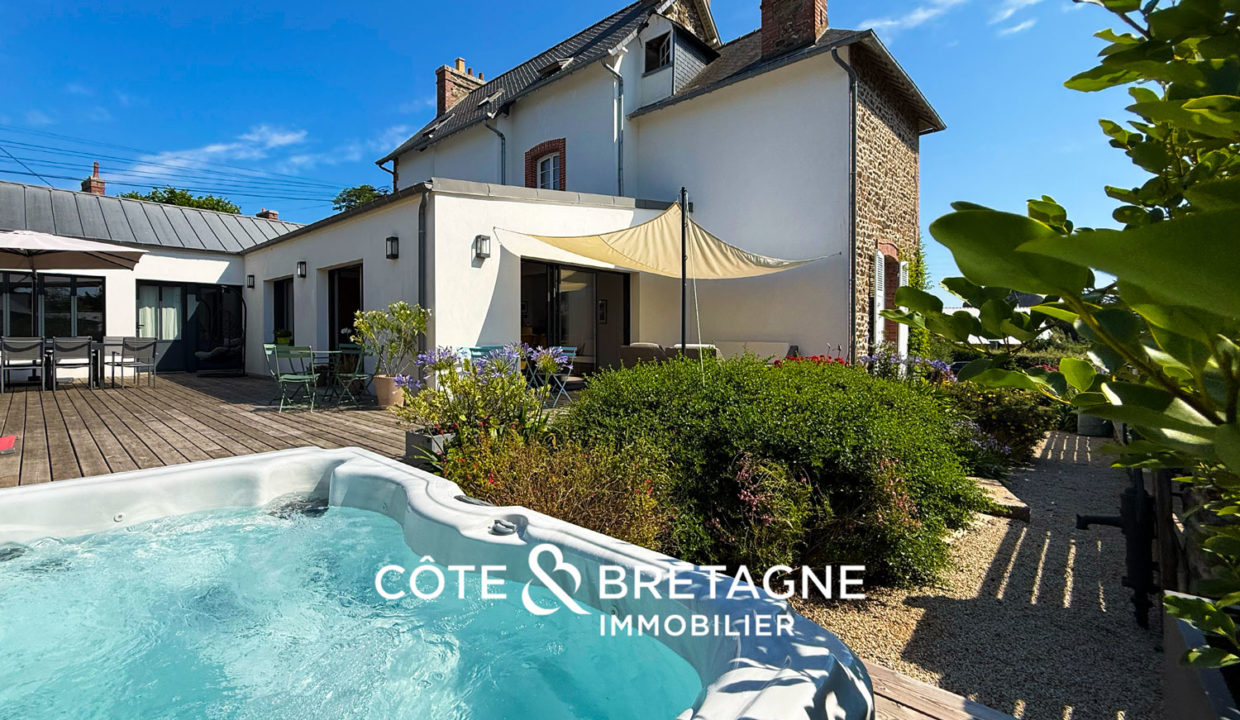 propriete-renovee-maison-de-caractere-vue-mer-31