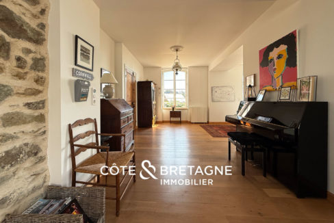 propriete-renovee-maison-de-caractere-vue-mer-7