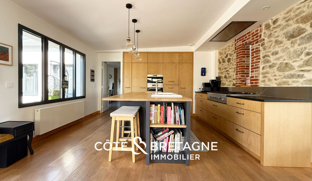 propriete-renovee-maison-de-caractere-vue-mer-9