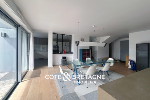 Maison d'architecte à Theox-Noyalo