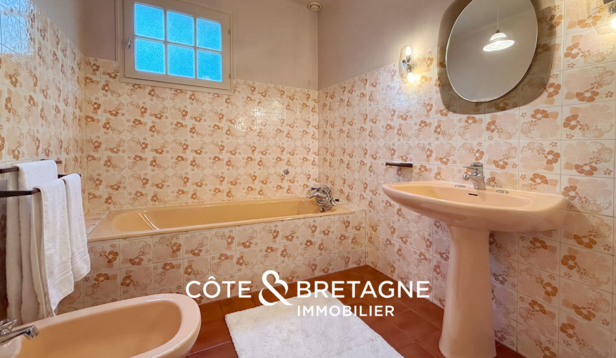 Maison-tregueux-jardin-garage-salle-de-bain-centre-ville-3