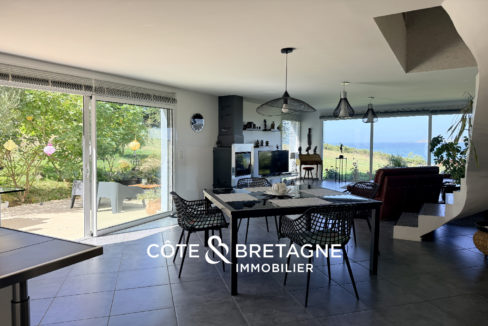 maison-architecte-vue-mer-tredrez-locquemeau-salon-3
