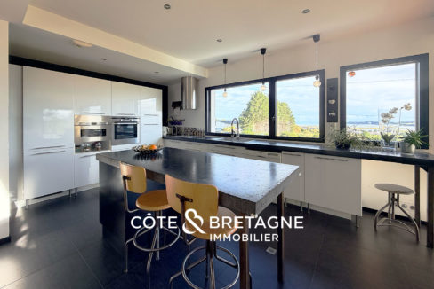 maison-langueux-contemporaine-chambre-vue-mer