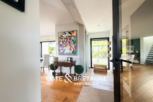 maison-langueux-contemporaine-entree