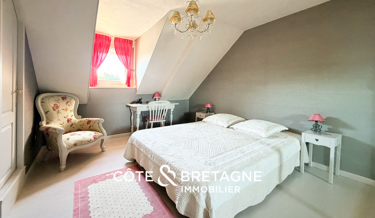 maison-pledran-cotes-d'armor-bretagne-piscine-jardin-garage-6