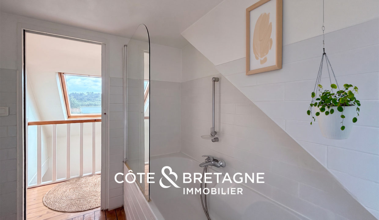 Plouezoc'h salle de bains après