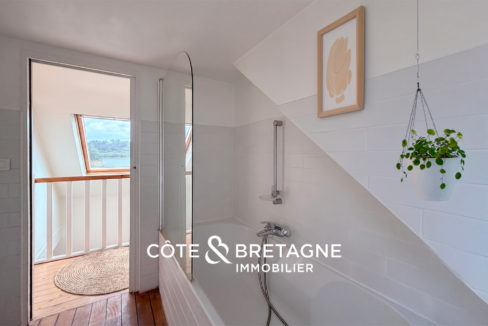 Plouezoc'h salle de bains après