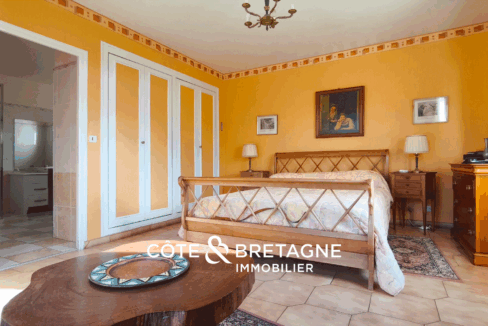maison-chambre-parentale-vue-mer