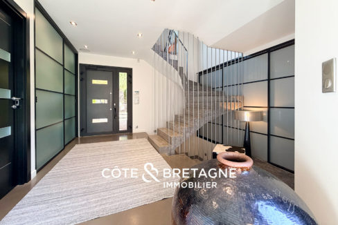 maison-propriete-a-vendre-saint-brieuc-bretagne-cotes-d'armor-entree-2