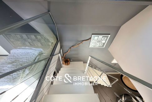 maison-propriete-a-vendre-saint-brieuc-bretagne-cotes-d'armor-escalier-metal