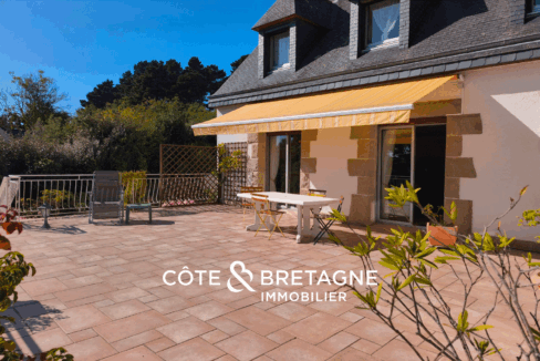 maison-vue-mer-exterieur-terrasse